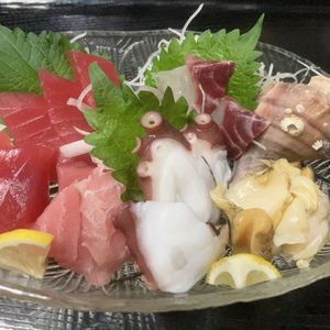 刺身盛り合わせ