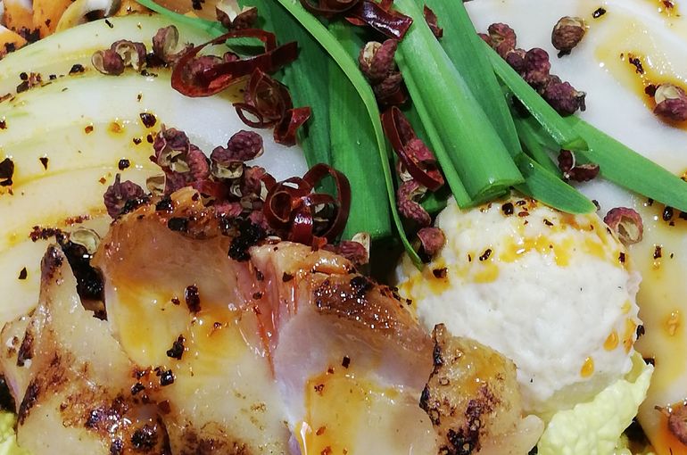 旬の食材は浜松市中区の海鮮中華居酒屋・魚きくで！熱々の鍋料理に本物のシシャモ入荷！