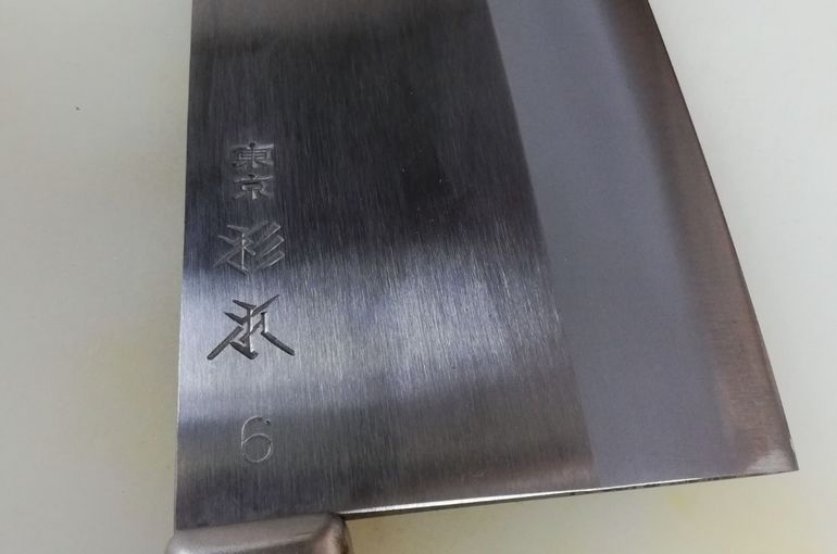 北海道産のマツブ貝入荷！秋の味覚松茸の土瓶蒸しも！