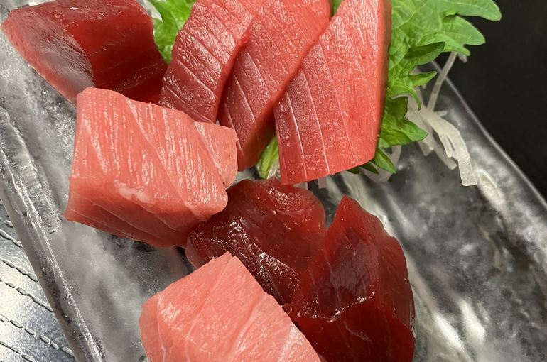 モチモチの天然南マグロが入荷！