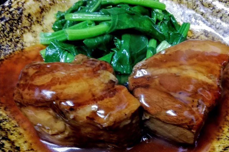 浜松の居酒屋のトロトロ角煮